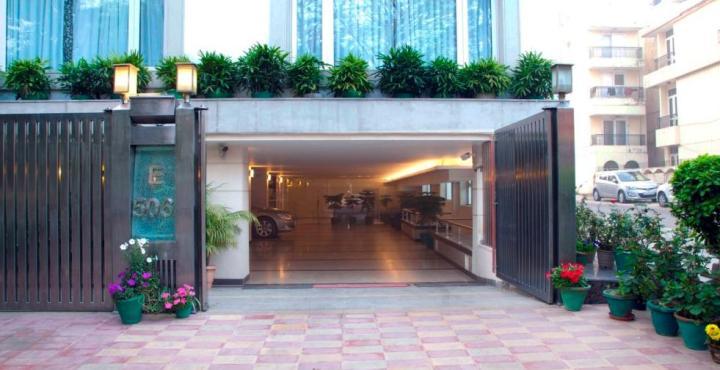 Alpina Hotels & Suites Új-Delhi Kültér fotó