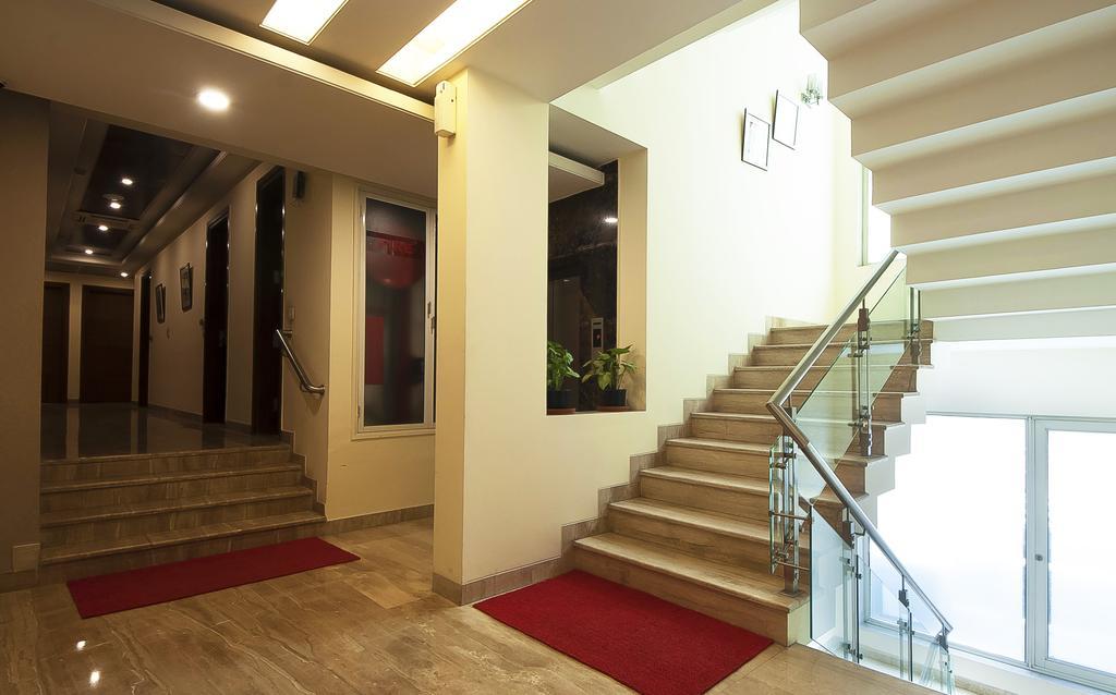 Alpina Hotels & Suites Új-Delhi Kültér fotó